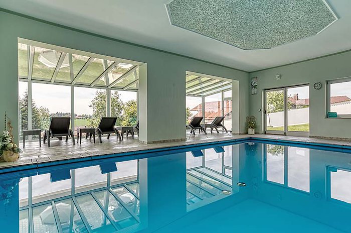 Hallenbad im Hotel für Gruppenreisen